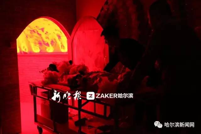 世上没有活人知道 “死亡” 是什么感受？现在有了｜女记者“之死”全记录（图片可能引起不适，慎入）