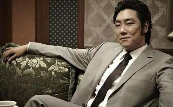 中日韩三版的《嫌疑人》，哪国的演技吊打他国？