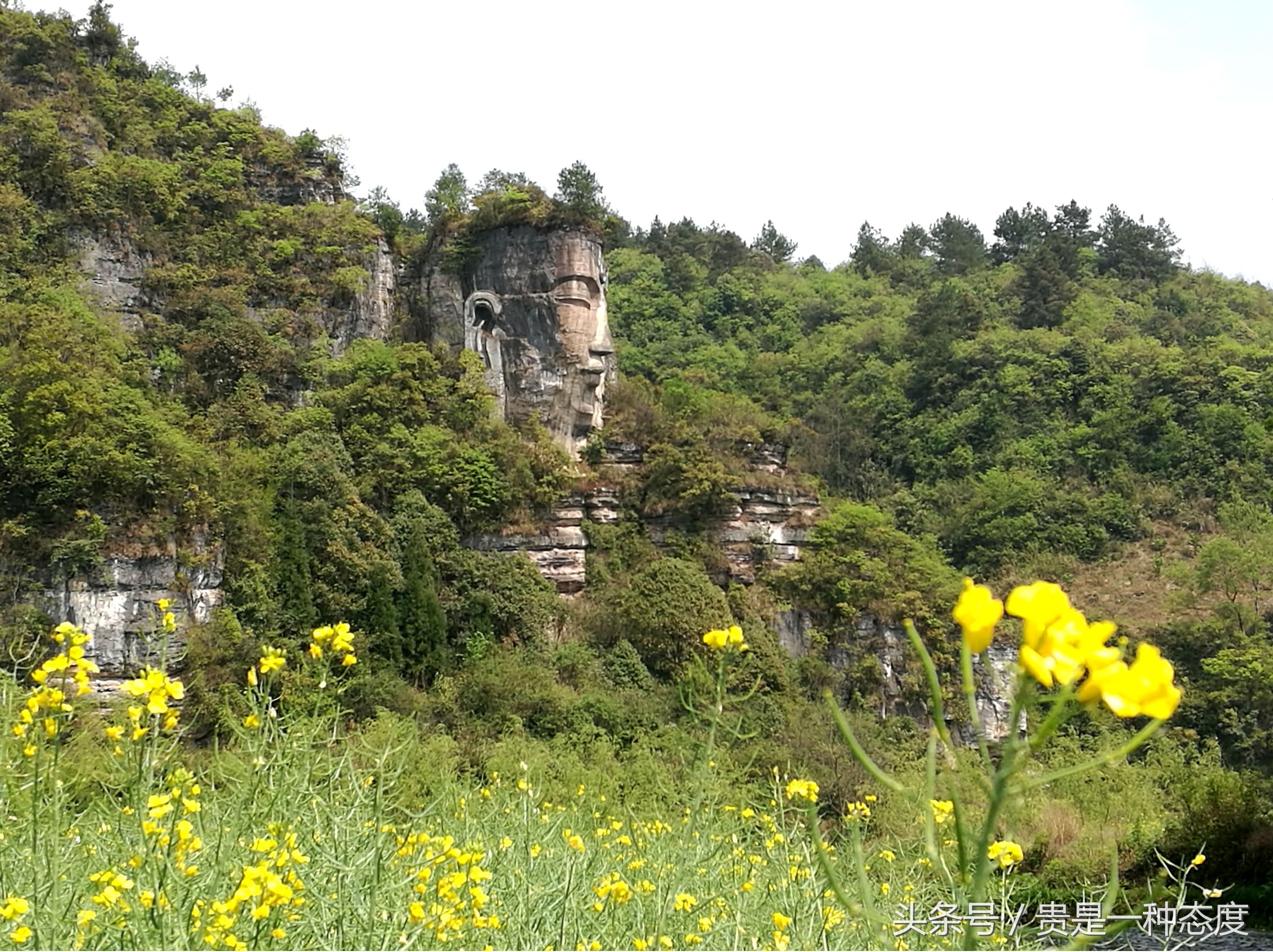 樂山大佛未解之物_未解之謎_奇聞鐵事