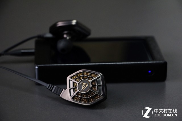 业界首款平板耳塞：AUDEZE iSINE20评测