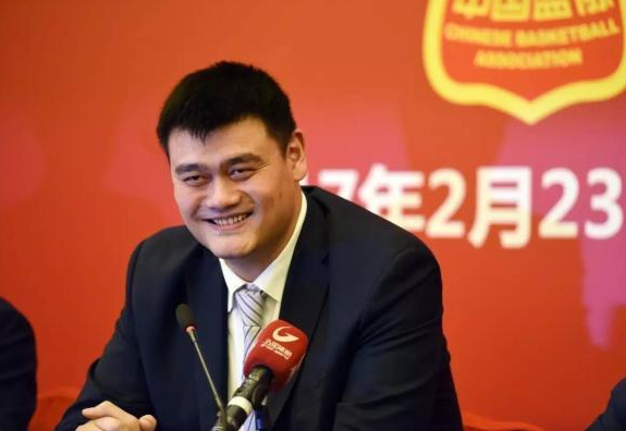 nba是什么证书(男篮主帅候选人得“持证上岗”？波波维奇等名帅，咋不需上岗证？)