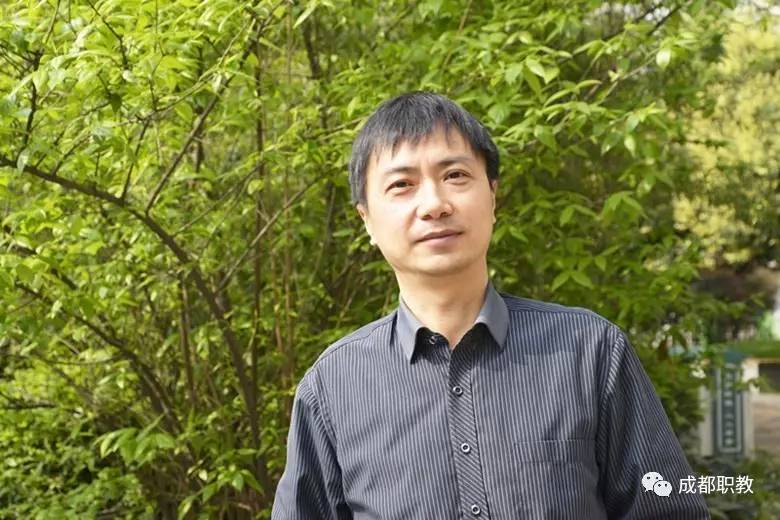 最美职校校长专访(一):四川省成都市青苏职业中专学校校长张涛