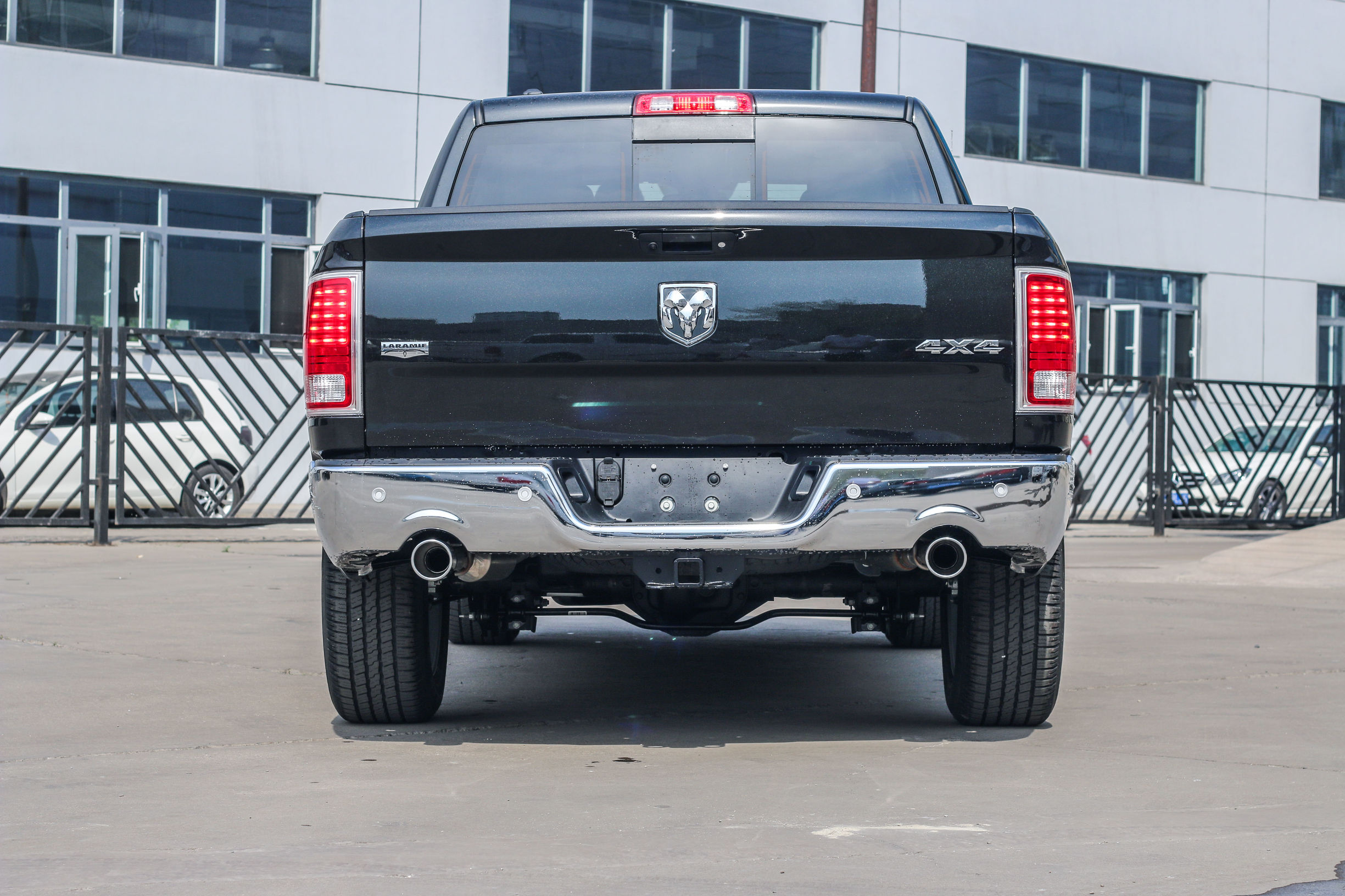 老款公羊道奇商务车_道奇公羊轿车图片 - 阜阳汽车网