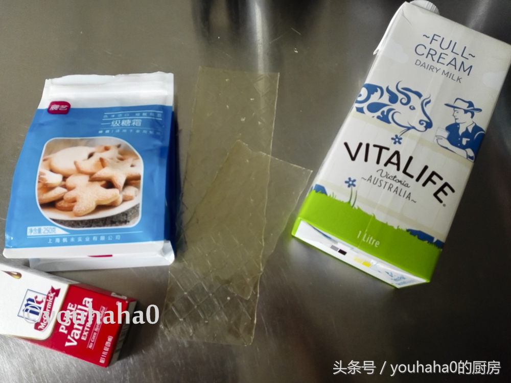 牛奶摇身一变，竟然变成了可以打发的低卡淡奶油，成本差十倍