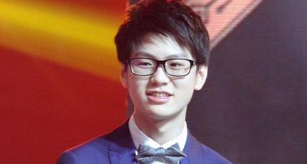 LoL赛程空窗小盘点：LPL各大战队的“颜值担当”