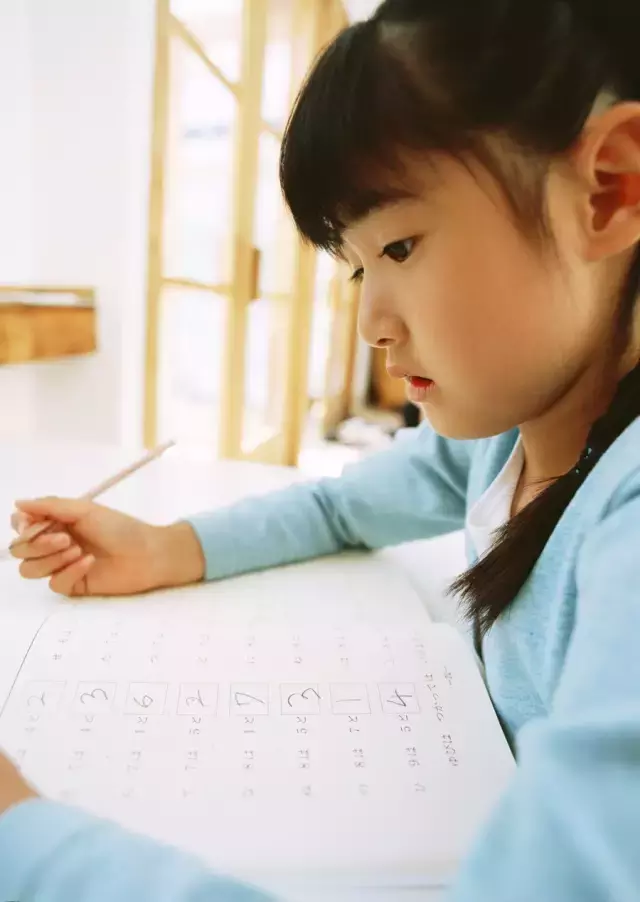 作业写太慢、太潦草、太粗心?12招,克服4大写功课症候群