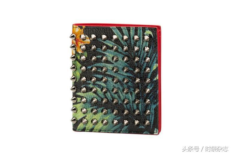 Christian Louboutin铆钉诠释：摇滚也优雅