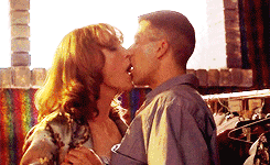 温婉，娇憨，挑逗，狂放，男演员穿起女装也是各有各的味道！