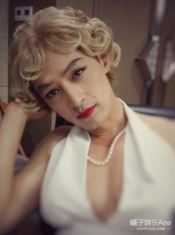 温婉，娇憨，挑逗，狂放，男演员穿起女装也是各有各的味道！