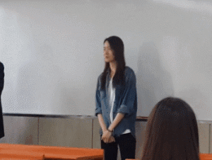 朴信惠大学8年才毕业，演员爱豆们上大学原来这么难