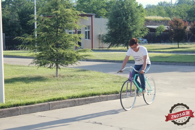 漂移的青春才有料-个性死飞自行车上脚体验