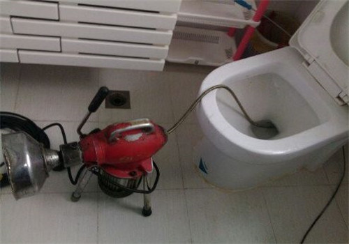 馬桶滲水維修要多少錢 原來馬桶維修這么便宜