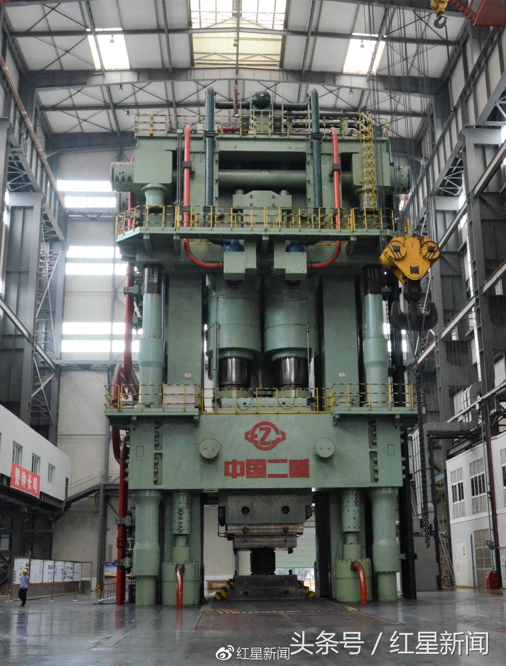 独家探访C919锻件车间 8万吨模锻压机一锤子压出飞机脊梁 - 液压汇