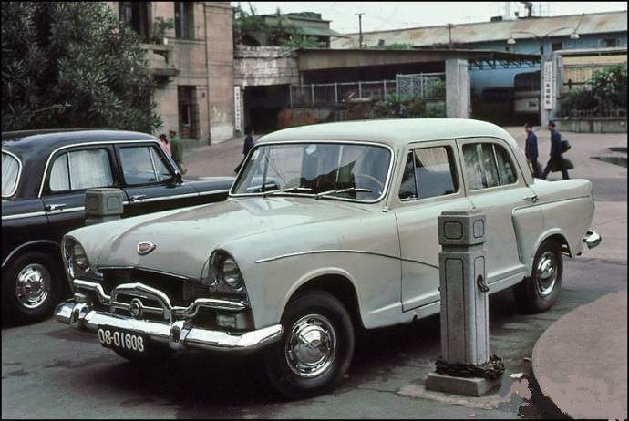 八十年代汽车老照片图片