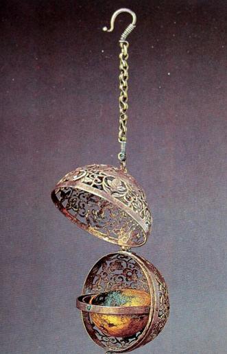 杨贵妃死于马嵬坡,为何日本有贵妃墓?白居易《长恨歌》一语道破