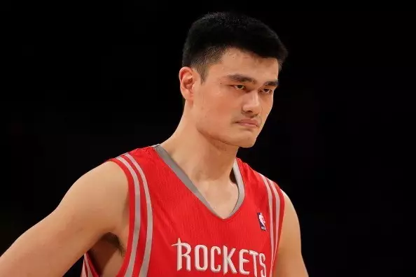 为什么喜欢看nba联赛(处于四大联盟劣势的NBA在海外为什么大受欢迎？)