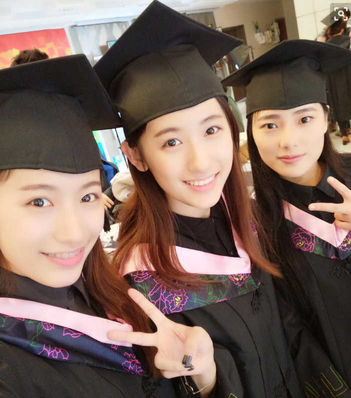 毕业季心机妆 助攻大合影中的你颜值飙升