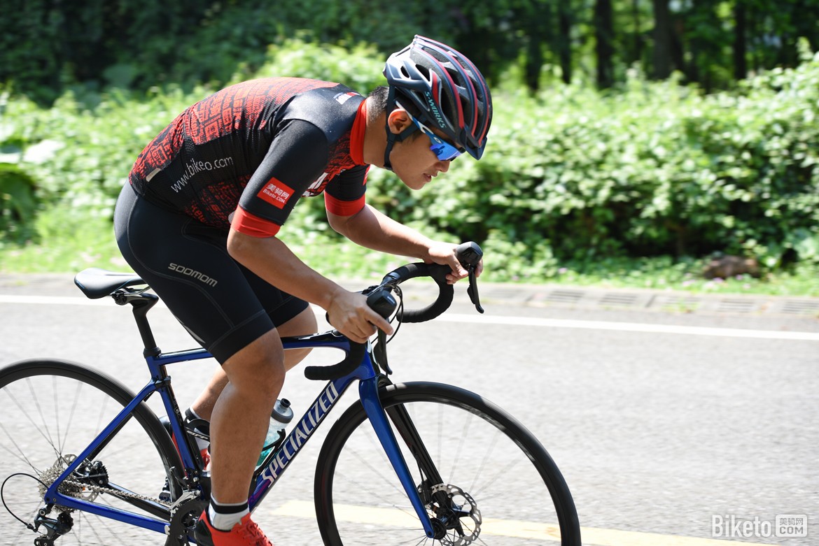 延续传奇 Specialized Roubaix Comp评测