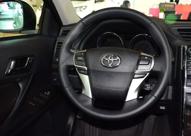 丰田锐志价格是多少_2020丰田锐志新款报价 - 阜阳汽车网