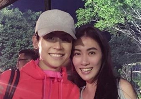 相较于白百何王珞丹这两个长得像的女星，香港娱乐圈这些撞脸明星关系大多都要好，除了最后这两位！