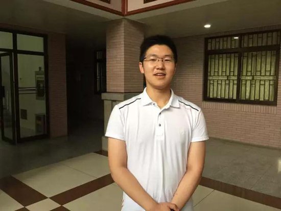 江苏13市7市文理状元全来自当地同一个学校！徐州、南通的女状元看着那么养眼！