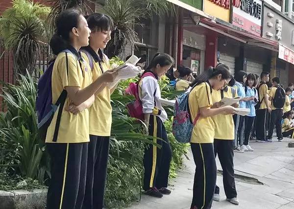 快讯！2017福州中考作文题出炉！你觉得和高考比谁更难？