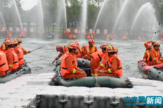 实战！北京水陆空三栖演练暴雨防汛抢险