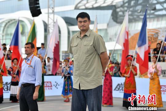 成都3fiba世界杯(FIBA 3X3U18世界杯成都开赛 姚明出席开幕式)