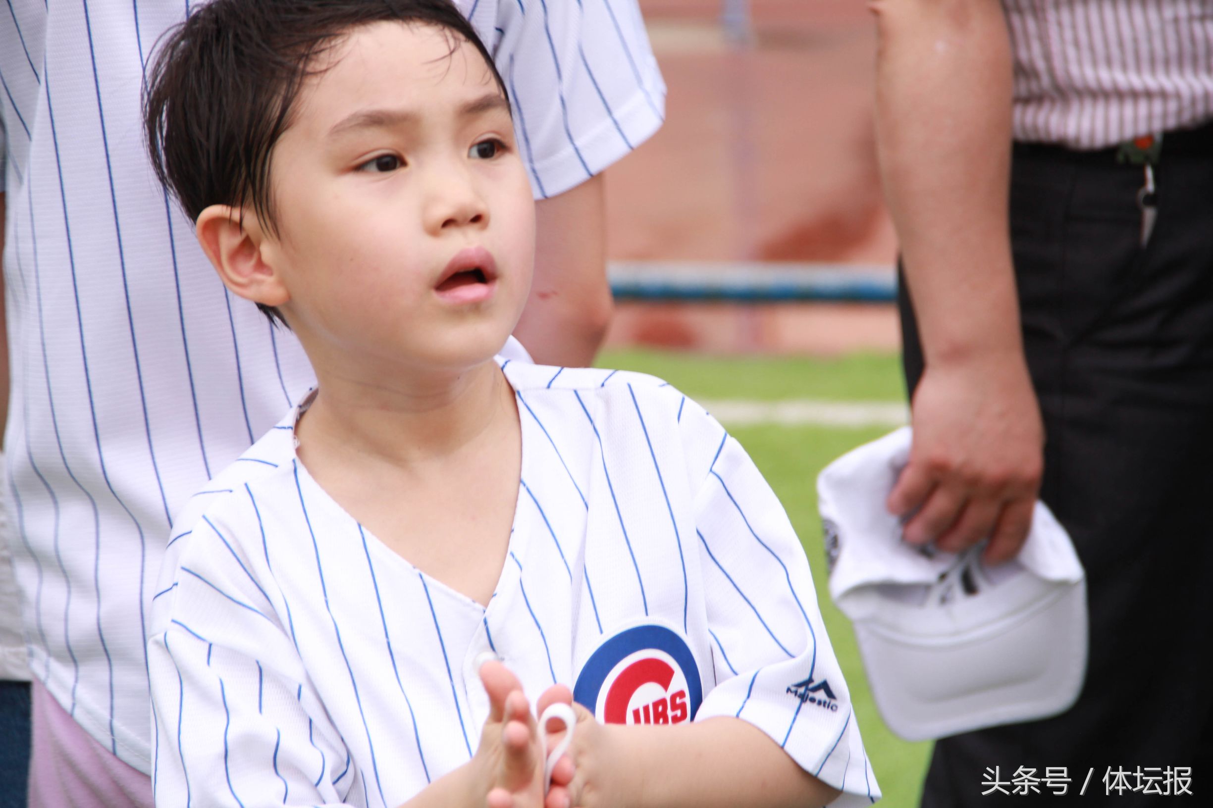 追剧、追星 没有点底子怎么行，黄龙魔方学院棒球带你脑补