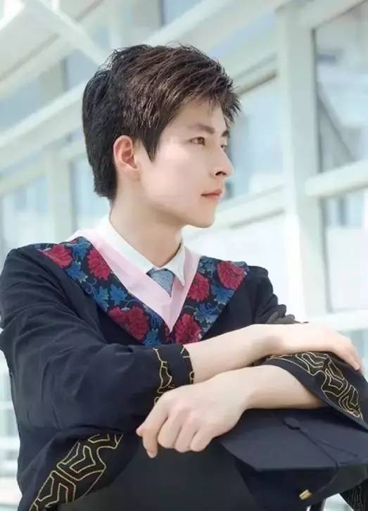 最帅高考状元出炉！这些95后学霸的世界，我们不懂