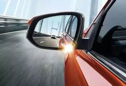 新手推荐：这十三条高速驾驶时的注意事项，老司机们都懂！