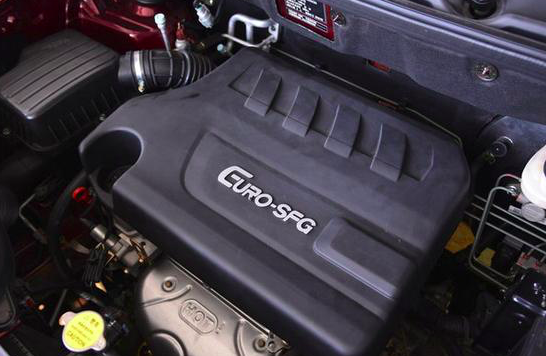 东风风光370 1.5L CVT车型上市,售价6.49万元，秒杀五菱宏光