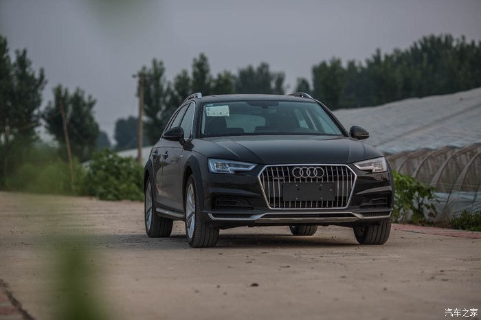 40万放弃奔驰C旅 选择灯厂奥迪A4 allroad 中控完美油耗烧钱