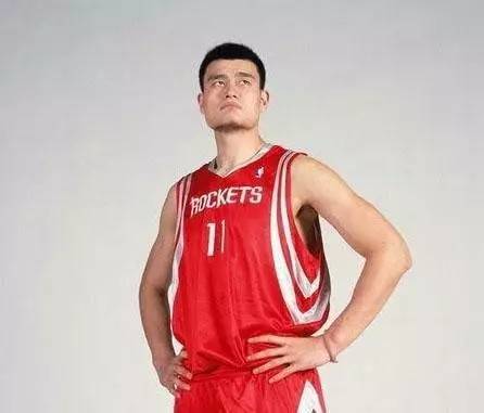 nba为什么用n开头(NBA的赛场上他们穿这些号码，背后有着这样的故事~还有freestyle吗)