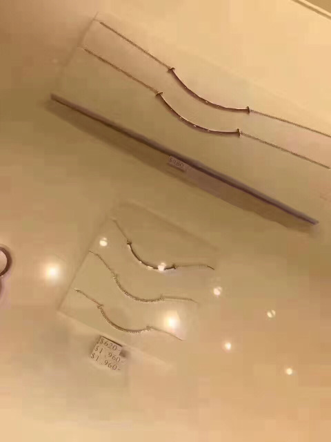 《我的前半生》剧中罗子君和唐晶都穿了些什么牌子？