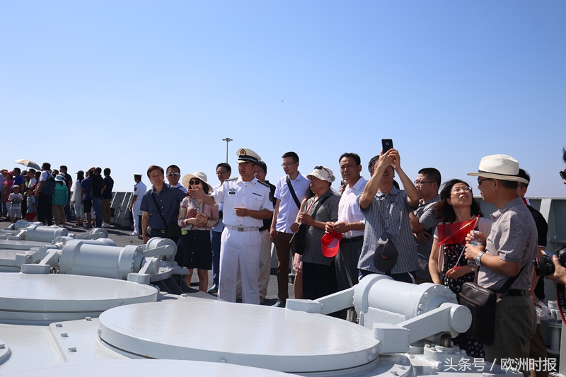 吉布提足球队(“全欧了”：中国海军出访意大利 看到军舰华侨华人秒变“迷弟”“迷妹”)