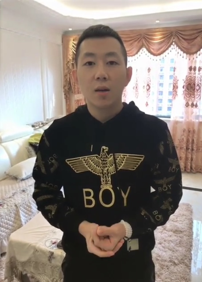 仙洋仙洋作为东北元老级的网红,拥有着千万的粉丝量,也是多才多艺