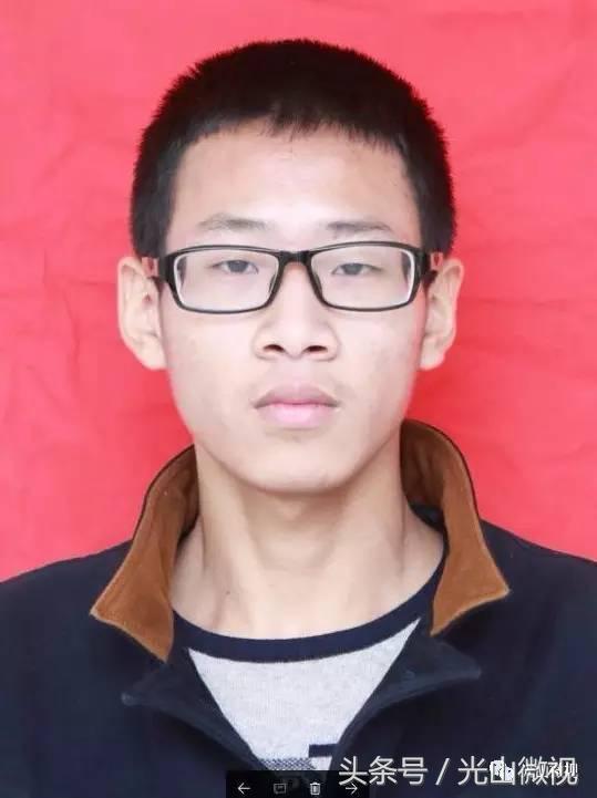 送你一份光山二高录取清华、北大、空军飞行员学子的简历、照片！先睹为快