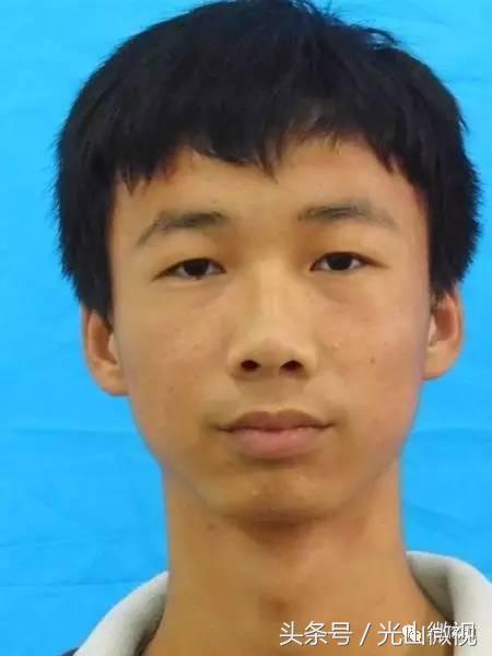 送你一份光山二高录取清华、北大、空军飞行员学子的简历、照片！先睹为快