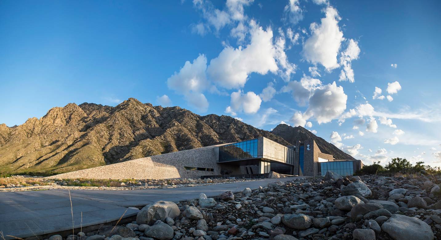 贺兰山岩画简介_贺兰山岩画博物馆 - 密云旅游