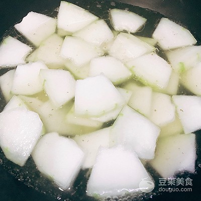 冬瓜玉米排骨湯,冬瓜玉米排骨湯的做法