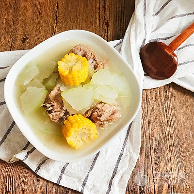 冬瓜玉米排骨湯,冬瓜玉米排骨湯的做法