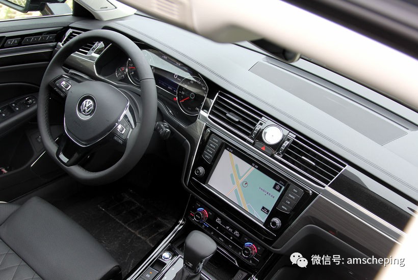 试驾丨34万起的D级车 抢先体验上汽大众2018款辉昂