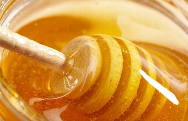 蜂蜜可以放冰箱吗？附：蜂蜜的保存方法介绍-第1张图片