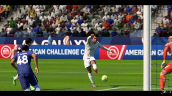 fifa18世界杯ut时间(《FIFA 18》图文评测：一场足球游戏的盛宴)