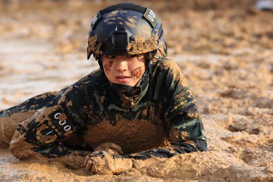 特种兵之火凤凰蜂鸟 我是特种兵之火凤凰天狼和蜂鸟-春风号