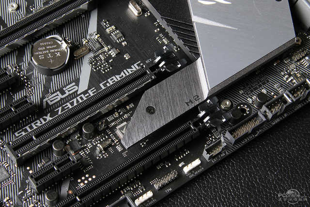 华硕 ROG STRIX Z370-F GAMING评测：STRIX中最值得选的型号