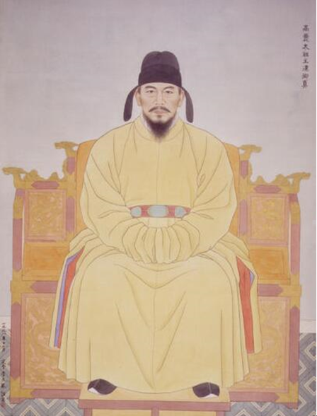 搞错没，韩国人也敢自称皇室，不经中国批准登基，还敢穿戴12冕旒和五爪金龙？