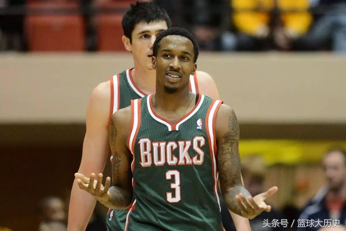 詹宁斯为什么不在nba了(新秀即巅峰，左手艾弗森，詹宁斯为何沦落的如此迅速？)