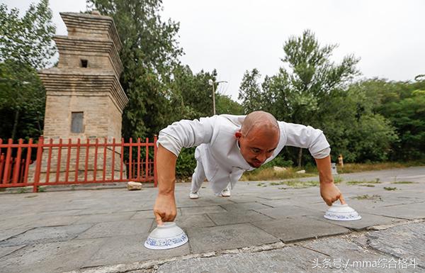 少林武僧：少林72绝技大多失传，搏击是由传统武术演化出来的